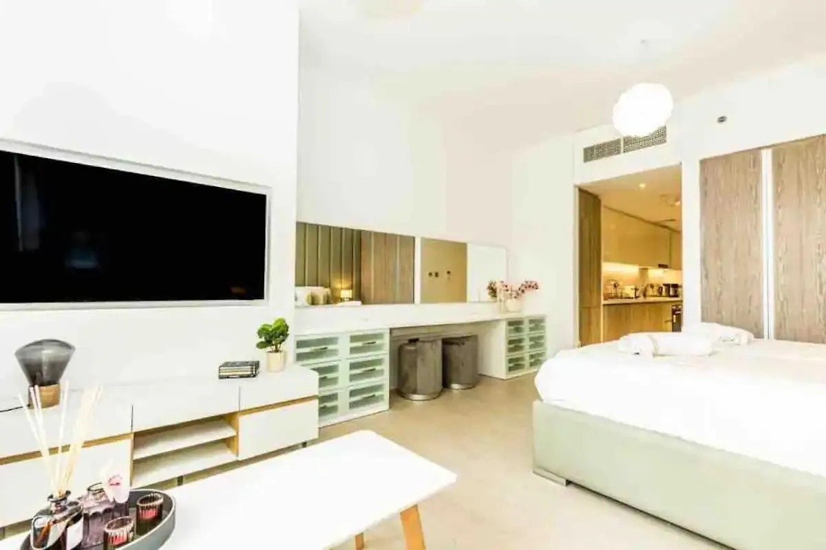 Dubai Marina, Liv Residence, Luxury Studio Apartment